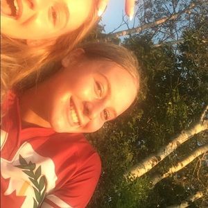 Meet your Posher, Ava